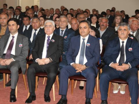 Ağalar Vəliyev Goranboyda Heydər Əliyevin 100 illiyinə həsr olunmuş konfransda iştirak edib