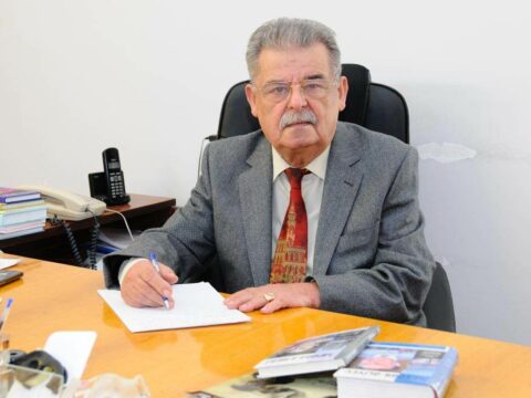 Professor qarayaxma kampaniyası aparan “ekspertləri” söhbətə ÇAĞIRDI