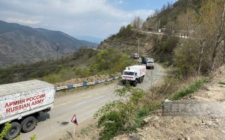Bu gün Xankəndi-Laçın yolunda sülhməramlıların 62 avtomobili maneəsiz keçib