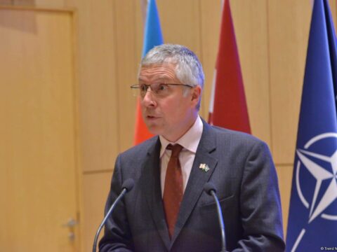 Britaniya səfiri müxalifət liderləri ilə görüşüb