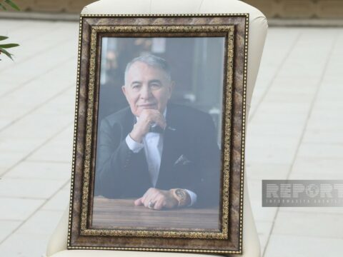 Xalq artisti Aftandil İsrafilovla vida mərasimi keçirilir
