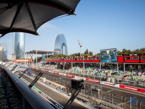 “Formula 1”in əsas yarışı başladı