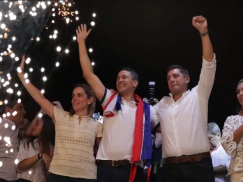 Hakim partiya yenidən qalib gəldi 