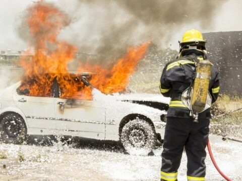 Mehdiabadda üç avtomobil yandı – Ölən var