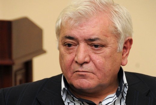 Şair qəzəl oxuma, get şeirini yaz dana… – Aqil ABBAS yazır