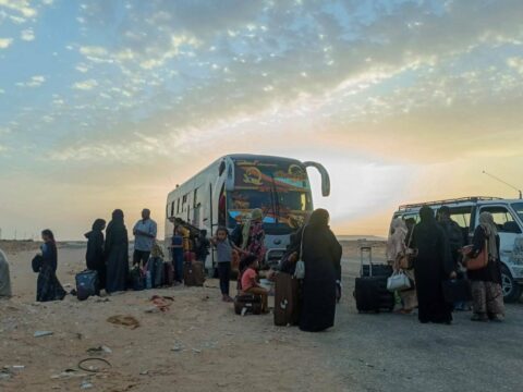 Toqquşmalara görə 815 nəfər Sudanı tərk edə bilər 