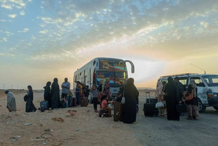 Toqquşmalara görə 815 nəfər Sudanı tərk edə bilər 