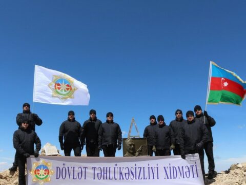 DTX əməkdaşları “Heydər zirvəsi”nə yürüş təşkil ediblər