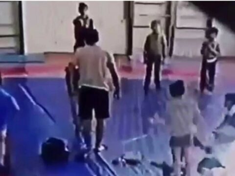 Məhkəmə 7 yaşlı uşağın ölümünə səbəb olan müəllimlə bağlı QƏRARI VERDİ