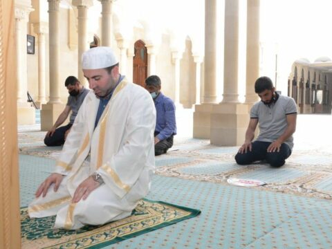 Dini Komitə bu məscidlərə imam müavini AXTARIR