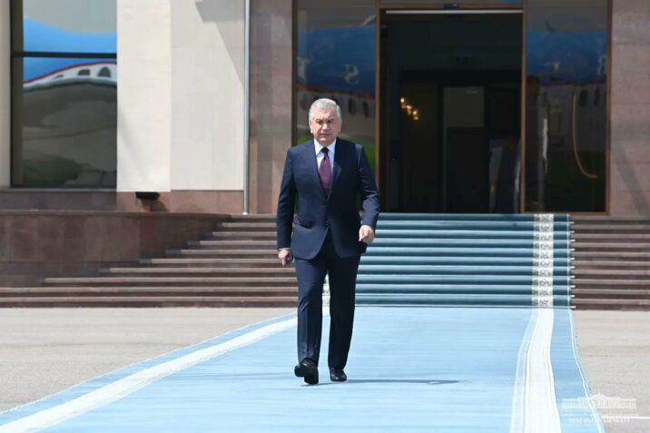 Mirziyoyev Almaniyaya yola düşdü – FOTOLAR