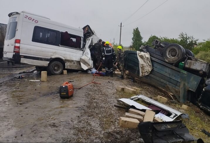Ötən gün yol qəzalarında 5 nəfər ölüb