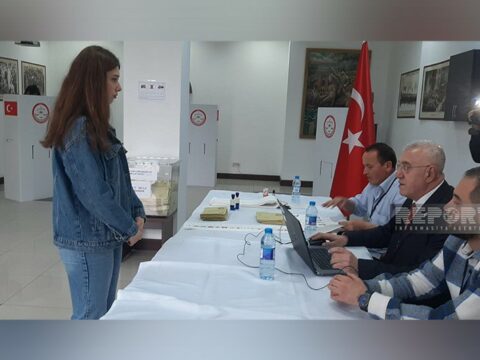 Türkiyənin Gəncədəki Baş Konsulluğundakı səsvermədə minə yaxın seçici iştirak edib