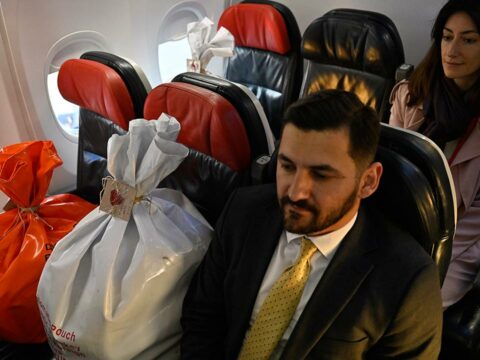 Xaricdə səs verən Türkiyə vətəndaşlarının səsləri Ankaraya göndərildi