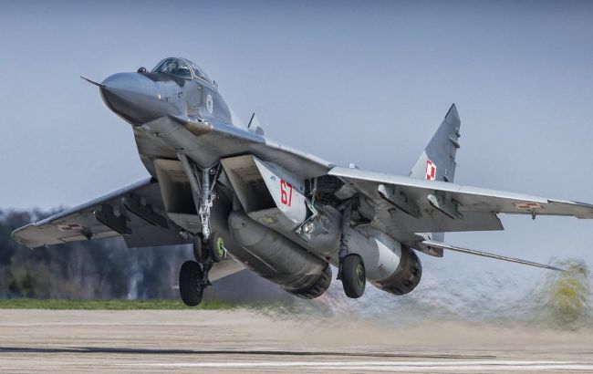 Polşa Ukraynaya 10 ədəd MiQ-29 təhvil verib