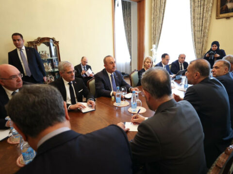 Türkiyə və İran XİN başçıları görüşdü