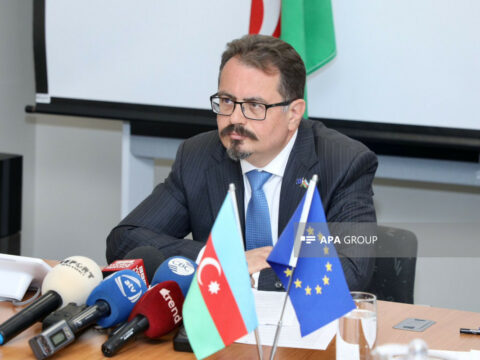 Peter Mixalko ümummilli lider Heydər Əliyevlə bağlı paylaşım edib