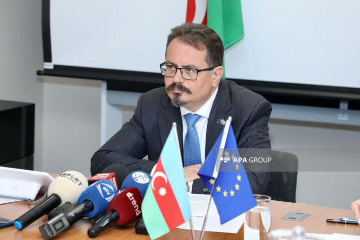 Peter Mixalko ümummilli lider Heydər Əliyevlə bağlı paylaşım edib