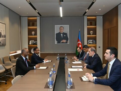 Ceyhun Bayramov Hindistanın Azərbaycana yeni təyin olunan səfiri ilə görüşüb