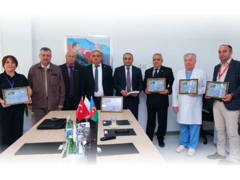 Bakı Sağlamlıq Mərkəzinin əməkdaşları təltif edilib