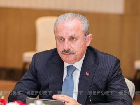 “Qarabağın azadlığından narahat olan şəxsin Türkiyədə siyasətlə məşğul olması çətindir”