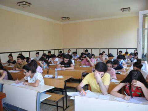 5 nəfərin imtahan nəticəsi ləğv edildi