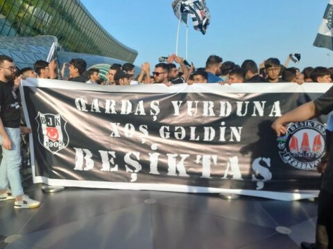 “Beşiktaş” klubu Bakıya gəldi