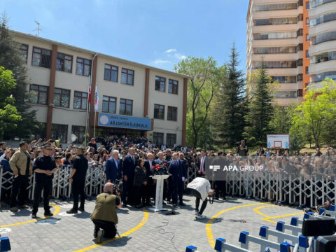 CHP sədri Kamal Kılıçdaroğlu səsvermədə iştirak edib