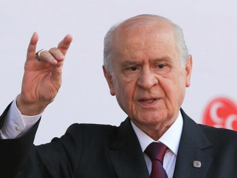 Bahçeli Ankarada səs verdi