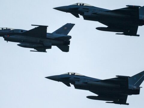 “ABŞ Ukraynaya F-16 qırıcılarının verilməsinə mane olmayacaq”