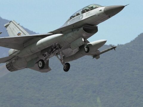 “Ağ ev Ukraynaya “F-16″ qırıcılarını verməyə etiraz etməyəcək”