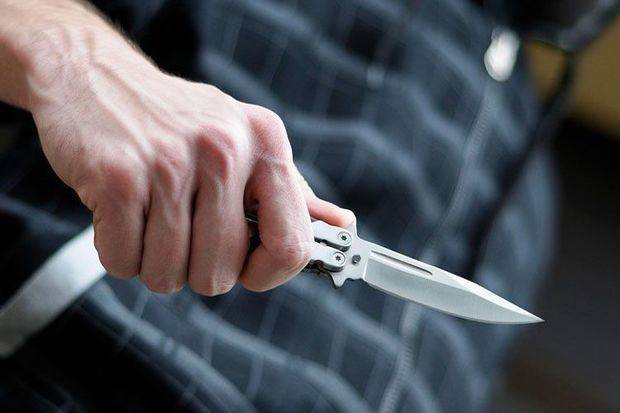 24 yaşlı oğlan tanışı tərəfindən bıçaqlandı