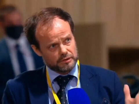 Haukur Hauksson: “Avropa Şurası üzv ölkələrin ərazi bütövlüyünü seçərək qoruyur”