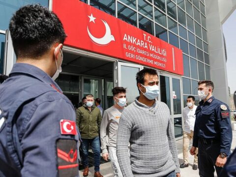 Türkiyəyə 3 milyona yaxın miqrantın qanunsuz daxil olmasının qarşısı alınıb