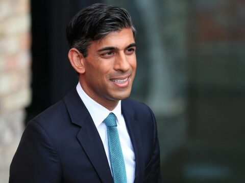 Britaniyanın Baş naziri Çini qlobal təhlükəsizliyin təhdidi adlandırıb