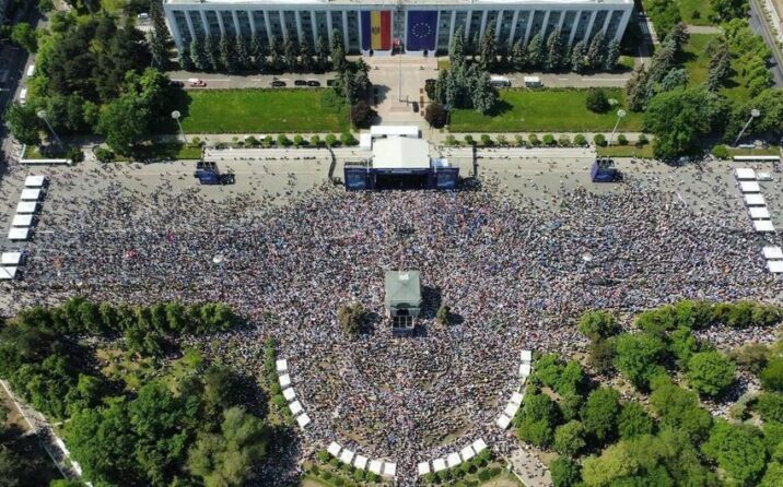 Moldovada 80 minə yaxın insan avrointeqrasiyaya dəstək mitinqinə çıxıb