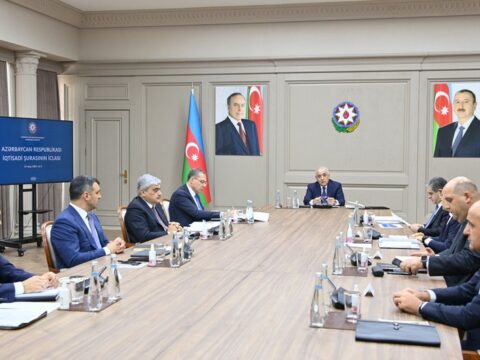 İqtisadi Şurada sosial-iqtisadi artım proqnozları müzakirə edilib
