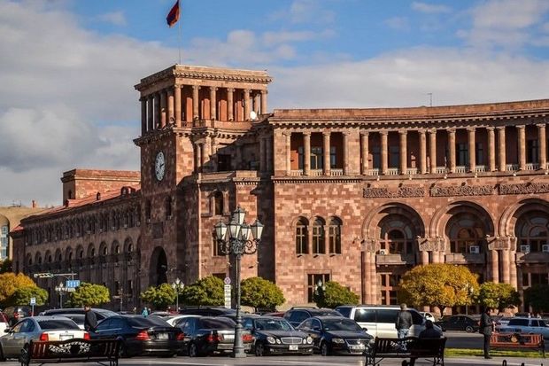 İrəvanın reallığı qəbul etməsi və 25 il əvvəlki hadisələrin təkrarlanma ehtimalı