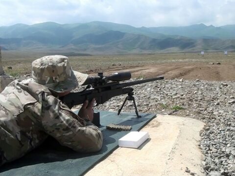 Azərbaycan Ordusunun snayperləri praktiki atış çalışmaları yerinə yetiriblər