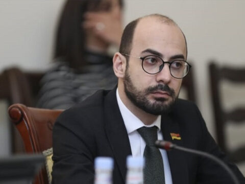 Moskvadakı danışıqlar uğursuz olmadı – Paşinyanın partiyası