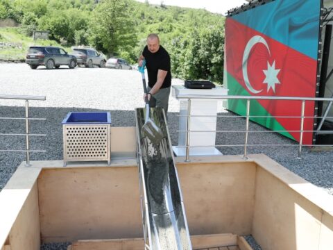 Kəlbəcərdə yaşayış məhəlləsinin və məktəbin təməli qoyuldu – FOTOLAR