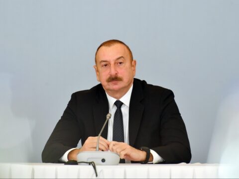 Biz heç vaxt bununla razılaşa bilməzdik