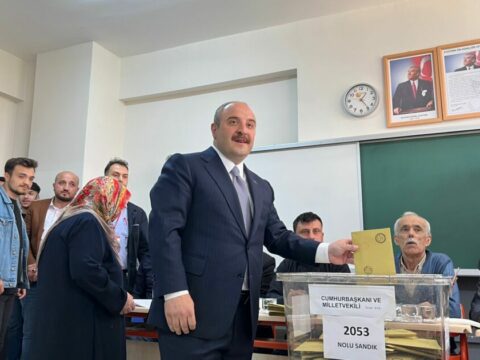 Millətimiz hər zaman doğru qərar verir