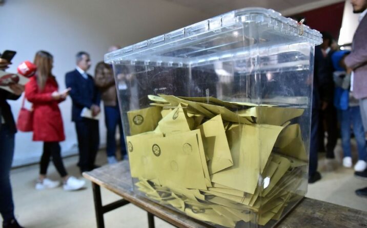 Türkiyədə prezident seçkilərinin ikinci turu üzrə səsvermə başa çatıb