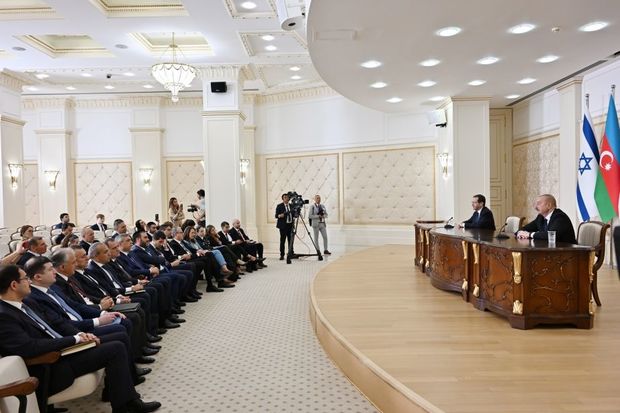 “Yəhudi icmasının nümayəndələri ərazi bütövlüyümüz uğrunda bizimlə çiyin-çiyinə döyüşüblər”