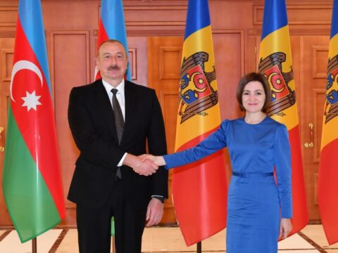 İlham Əliyev Moldova Prezidenti ilə görüşdü – FOTOLAR