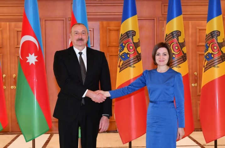 İlham Əliyev Moldova Prezidenti ilə görüşdü – FOTOLAR