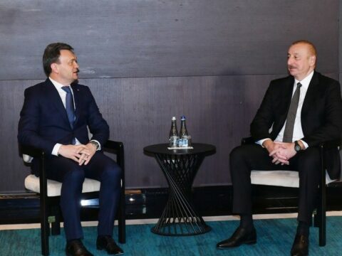 İlham Əliyev Kişineuda Moldovanın Baş naziri ilə görüşüb