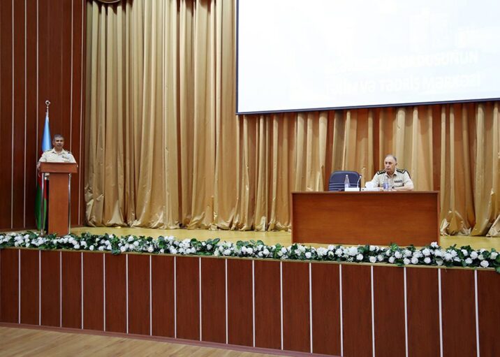 Zakir Həsənov iclas keçirdi