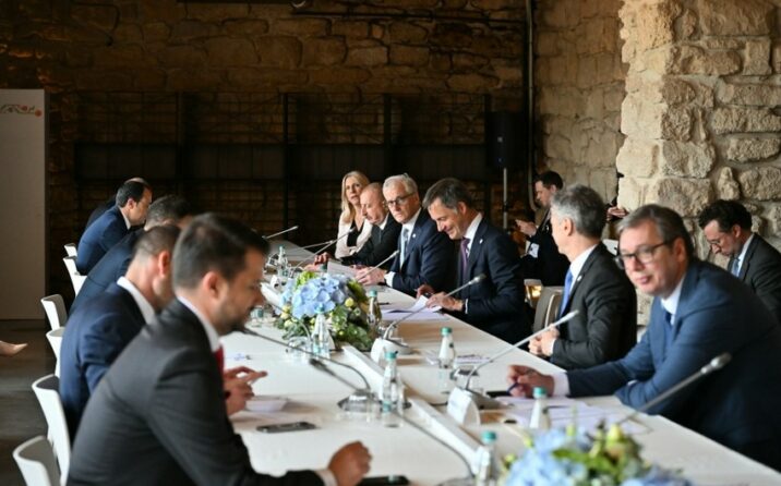 Prezident İlham Əliyev Kişineuda enerji təhlükəsizliyinə həsr olunmuş dəyirmi masada iştirak edib
